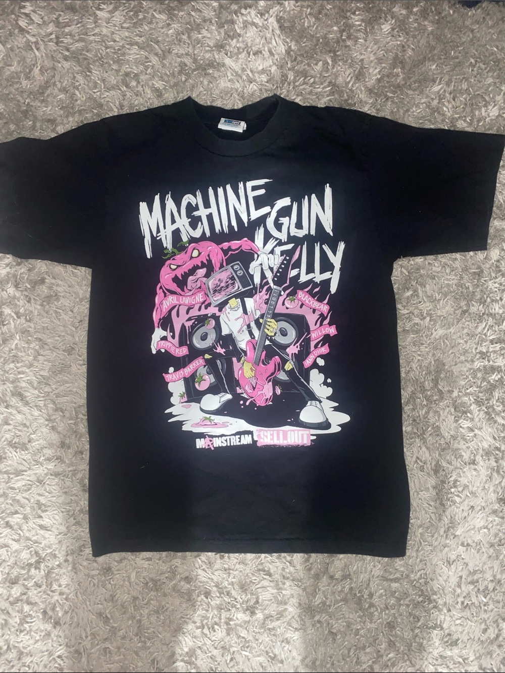 Black 'Machine Gun Kelly' Graphic Tee - Pink Accent